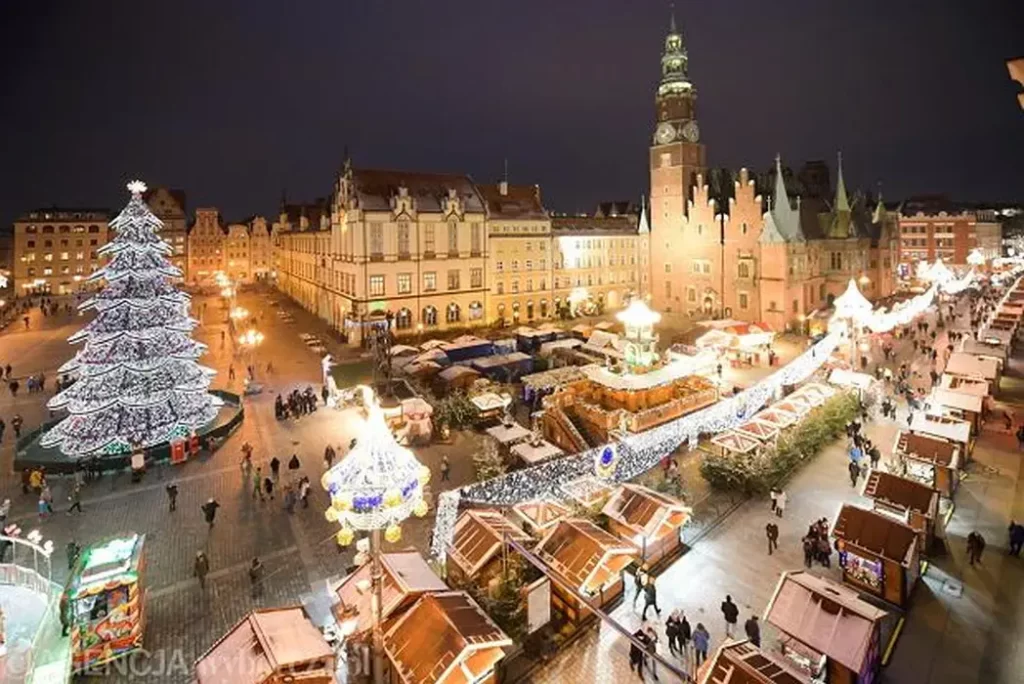 Autobusové zájezdy a výlety s CK Lehátko – Mniší, Kopřivnice - wroclaw-jarmark2.webp